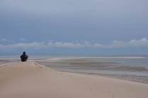 Admirando a vastidão formada na maré seca na Ilha de Lençóis, nas Reentrâncias Maranhenses - MA